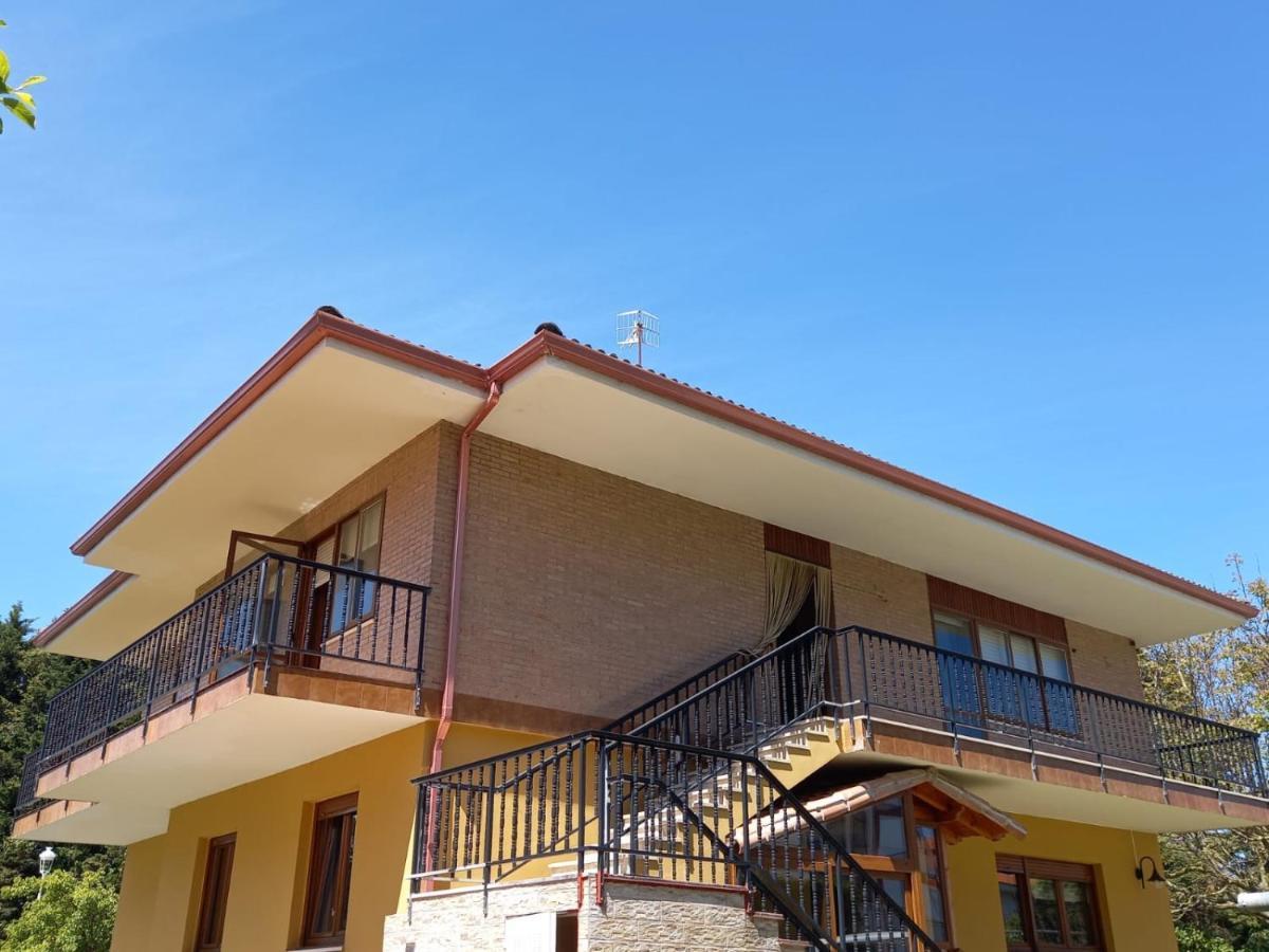 Villa La Rufina Noja Exteriör bild